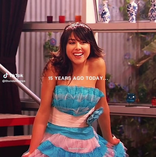 Celebrating 15 Years of Victorious Pilot Episode