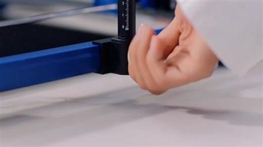 ATOMSTACK Swift 12W Lasergravierer Laserschneider, Intelligente AI Text zu Bild, WLAN/Hotspot/USB, 0,06 mm Präzisions Lasergravurmaschine für Holz Metall, Stein, Leder, 300 x 300 mm Arbeitsfläche