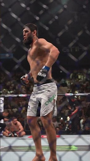Khamzat Chimaev submits Robert Whittaker!