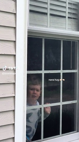 Expressing Love and Affection Through Hugs | Heartwarming Moments