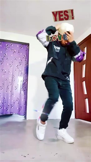 Bailes de Techno y Recuerdos de los 90 en Ecuador