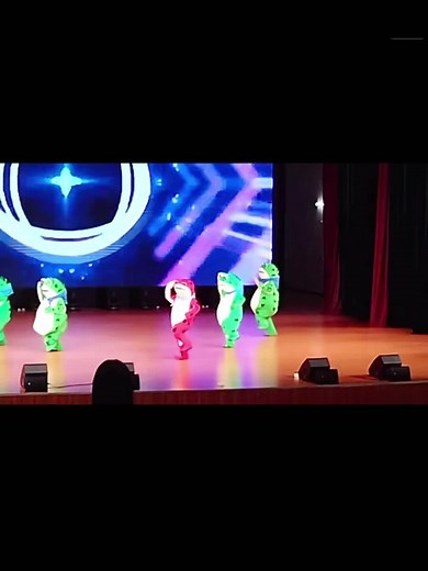 The female frog tour is here!#fyp #tiktok #cute #frog #happy #funny