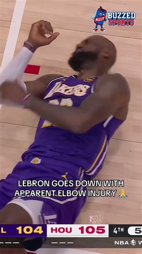 BSM | LeBron Shakes Off Elbow Injury 😬 #nba #lebron