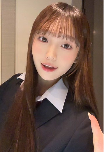 ずっとロングだから毎日ドライヤー頑張ってるんだよ👧🏻
