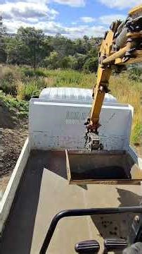 How to load an excavator onto a truck ? POV 🕶️#META