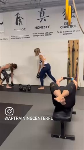 Conditioning Training High Intensity Athletic Performance Every Tuesday and Thursday 6 pm to 8 pm 🥇burn fat 🥇recovery training 🥇 more explosive 🥇 mobility 🥇 gain in power 🥇 more flexibility 🥇more range of motion 🥇great ambiance #conditioningtraining #performance #training #isometric #womantraining #powerlifting #hardtraining #workouts #workoutroutine #workoutmotivation #workoutfit #fullbodyworkout #resistancebandsworkout #lowerbodyworkout #workoutinspiration #legworkout#isometric #womanw