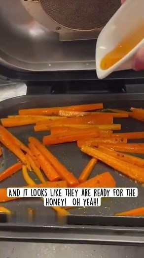 Ninja Foodi Grill Honey Garlic Carrots.