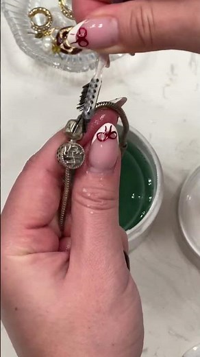 How to clean your Pandora jewelry #pandora #jewelry #collection