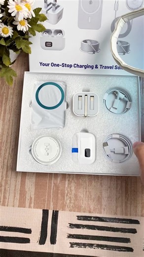 #earbuds #gift #phonegadget #powerbankiphone #wirelesspowerbank