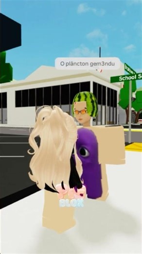 qual seu meme brasileiro favorito? #roblox #brookhave