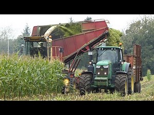 New Holland 1905 self-propelled forage harvester in the field chopping corn during 2020 season