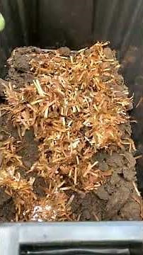 How to Make a DIY Compost Bin #compostbin #DIYcompostbin #diy