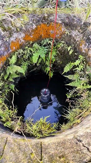 Reviving Ancient Hydration: How to Fetch Water Like a Historical TravelerVideo Description: