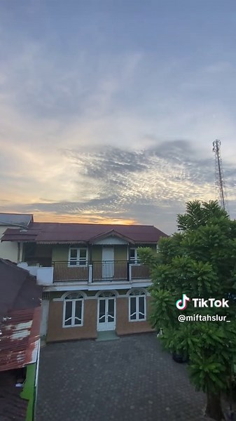 Syahdu Lurr: Melodi yang Menyentuh Hati