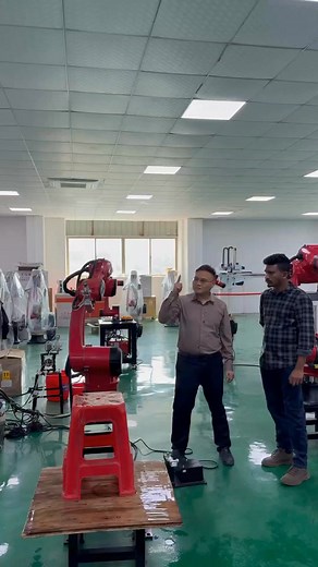 1.6K views | Painting robot #industrial robot #six-axis robot | Max Robert | Facebook