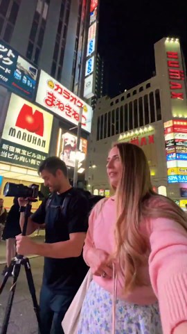 Neon-lit nights in Shinjuku! ⚡️#shorts