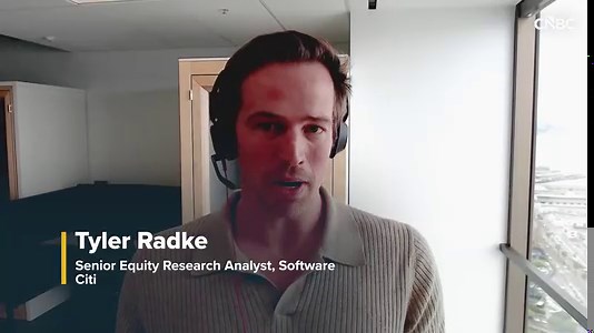 Inside Oracle's risky AI bet