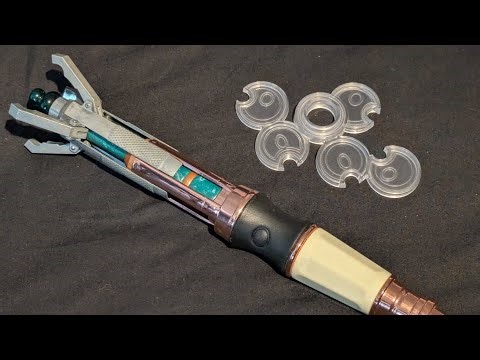 DOCTOR WHO: The Wand Company 12th Doctor's Sonic Screwdriver Universal Remote Unboxing Review