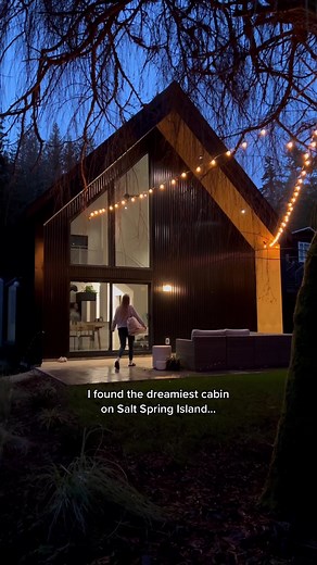 Dreamy Cabin Stay on Salt Spring Island