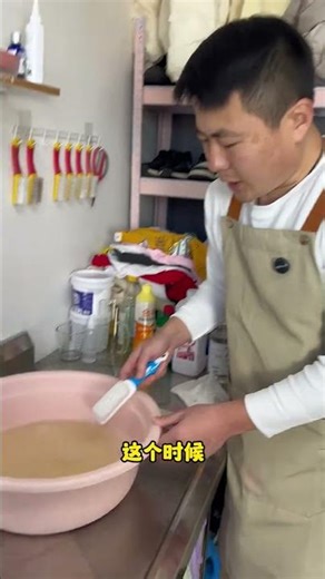 Here are some tips for cleaning moldy clothes at home#Washing clothes#The clothes are