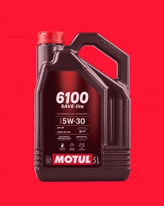 Presentamos el nuevo MOTUL 6100 SAVE-LITE 5W-30, diseñado para maximizar la eficiencia de tu motor y protegerlo contra el desgaste. ​ ✔️ Más economía de combustible.​ ✔️ Protección superior contra el desgaste. ​ ✔️ Ideal para motores modernos, híbridos y turbo.​ 📍 ¡Disponible ya en México! Pregunta a tu distribuidor autorizado. ​ #MotulCuidaloqueteMueve #Motulmx #LubricantesMotul #Motul6100 | Motul México