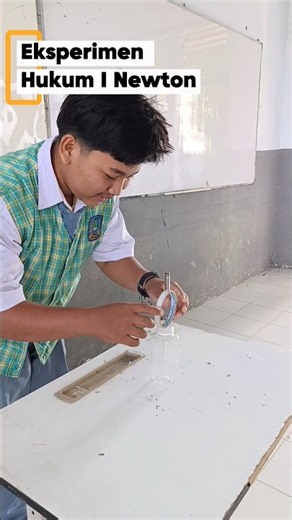 Eksperimen Hukum I Newton di Kelas (Smanjo)