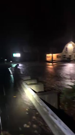 RAW VIDEO: Chehalis River flooding delays middle school start