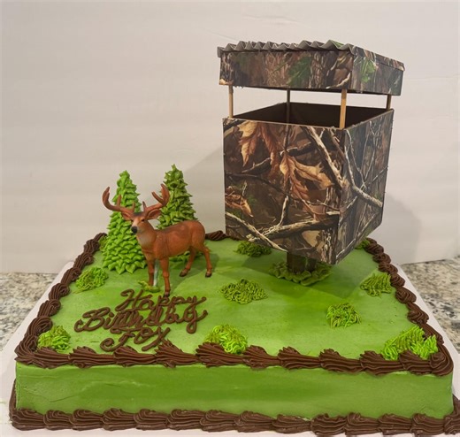 Deer stand with deer  cake topper