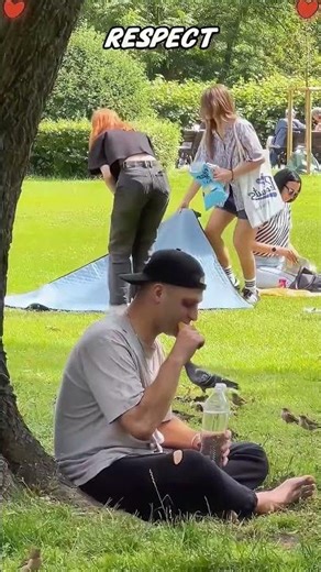 #shorts #kindness Would You Help a Stranger in Need? A Heartwarming Social Experiment