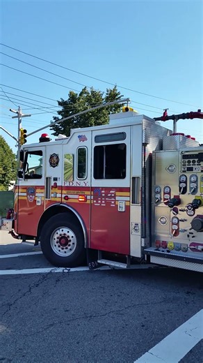 FDNY "ON THE EDGE" Awesome Engine 314 Brookville Blvd NYC #fdny #shorts #firefighter #firetruck #nyc