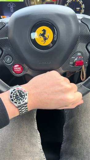 Vintage TAG Heuer Professional 2000 Watch for Sale