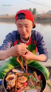 15K views · 622 reactions | Chinese Fisherman Seafood Mukbang Cooking & Eating Fresh Caught Big & Small Octopus | Hello | Facebook