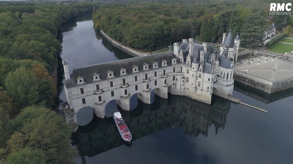 1.7K views · 36 reactions |  L'histoire du Château de Chenonceau est liée à la succession de ses propriétaires qui ont modifié sa physionomie pour lui donner sa splendeur  Les secrets du Château de Chenonceau ce soir sur RMC Découverte & RMC BFM PLAY  https://bit.ly/3wmT4BN | RMC Découverte | Facebook