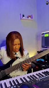 7.1K views · 416 reactions | Beautiful worship bass fills, licks and passing notes 殺 | BassLady | Facebook