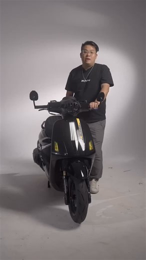 MotoBuy 通勤號 SYM FIDDLE DX 158 大柱改裝完整體出現啦！ 詳細改裝明細可以參考片尾Qrcode ~ 下一次想看我們改什麼車呢？ Bike： @sym.taiwan Parts： @apexx_racing @ghostxfactory @sixis_design @farbrake_official @eagle20service @mg_biketec_taiwan #MotoBuy #Motolife #SYM #FiddleDX158 | MotoBuy 專業摩托情報