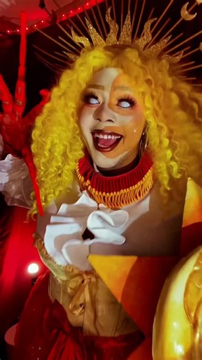 Ezz | THERE’S BEEN A SECURITY BREACH‼️ SUNDROP & MOONDROP Cosplays from Five Nights at Freddy’s: Security Breach!🌙🌞 I used @mehronmakeup for... | Instagram