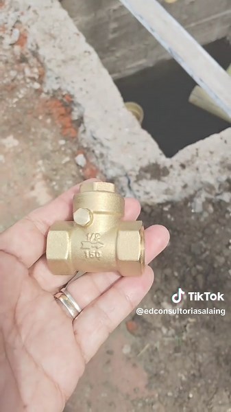 Cómo Funciona una Válvula de Retención en Sistemas de Agua