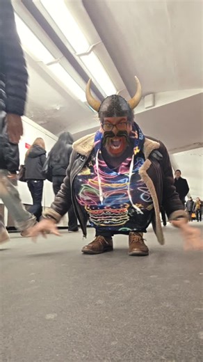Vidéos de n'importe qui (@m.toktok) avec son original - n'importe qui