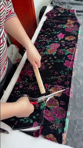 Amazing 🤩 cutting ✂️✂️ Garments process 💯 good cutting tips and tricks make work easy process #diy