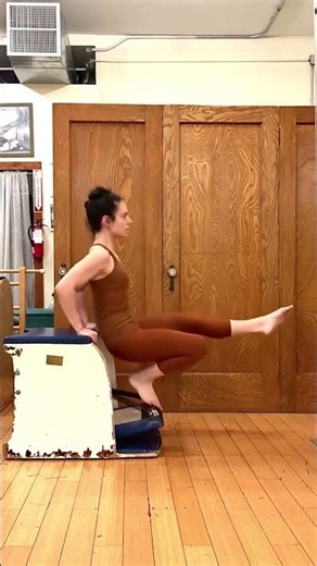 Classical Pilates Frog Facing Out One Leg Variation with Elaine Ewing | Rhinebeck Pilates