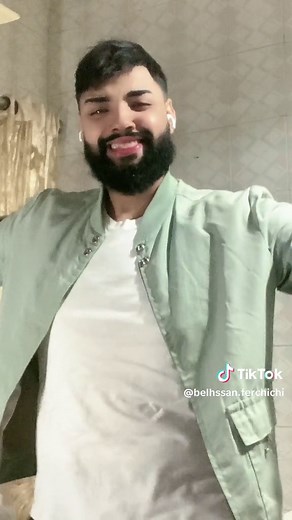 #belhssan #belha #fybシ #pourtoi #1millionviews #تونس🇹🇳 #ابوني_ياك_باطل_ولا_حنا_مانستاهلوش🤭💕🌹 #rbou5_tounsi😍💃🕺 #mezwedtounsi😍😍 #gasba_music