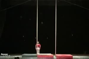 witziges Video 'dramatic acrobat' - FUNPOT