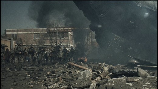 I knew I’d spotted an alien hand somewhere before. 🧐Spielberg movie clip:War of the Worlds (2005)