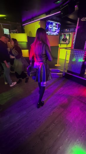 Possibly the most underwhelming outfit reveal to this day! 😅 I had fun though #outfit #outfitoftheday #outfitinspo #mtf #trans #transgirl #altgirl #altfashion #alternative #outfitreveal