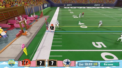 Moe laces up bread bags for shoes, stops Bengals on downs