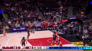 Asa Newell drops 13 PTS, 7 REB off bench for Hawks vs. Bulls