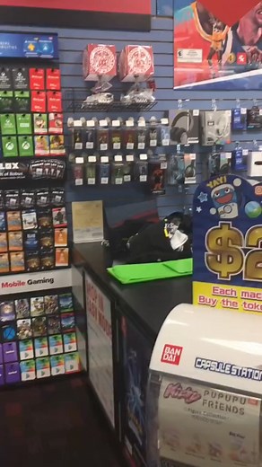 96K views · 1.1K reactions | Vending Machine Adventures #vendingmachine #japan #toy #capsule #surprise | ToonDesk | Facebook