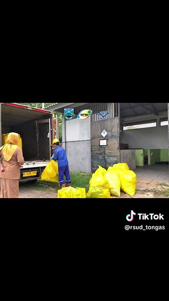 14. Cleaning Service Video Content Creative