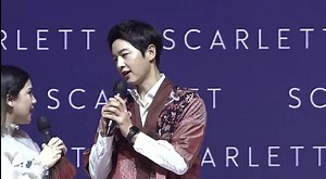 7.1K views · 757 reactions | SONG JOONG KI x SCARLETT Mặc áo Kabaya truyền thống của Indonesia Chụp ảnh xong nhoi nhoi dễ sợ Chất nhất vẫn là giám đốc Scarlett quất hẳn bụng bầu lên trò chuyện  Cre: On Vid | UriKi - Song Joong Ki Vietnam Fanpage | Facebook