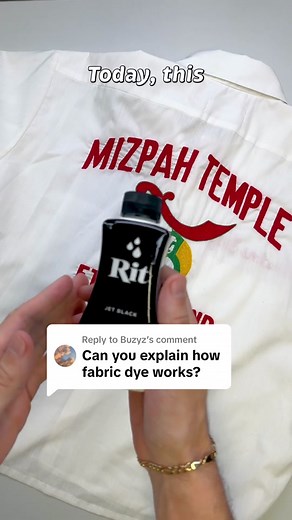 Replying to @Buzyz Here is a guide on how to dye natural fiber garments. But I’m also going to explain to you why each ingredient matters and how it affects the process. 1) Water is obvious, you need a medium to allow the fabric and dye to meet 2) Dish soap allows the dye to spread out a bit more evenly, this helps you get a more uniform dye 3) Salt makes the textile more accepting of the dye 4) Temperature is very important, you’ll need to get your water up to at least 140 F / 60 C for the dye 